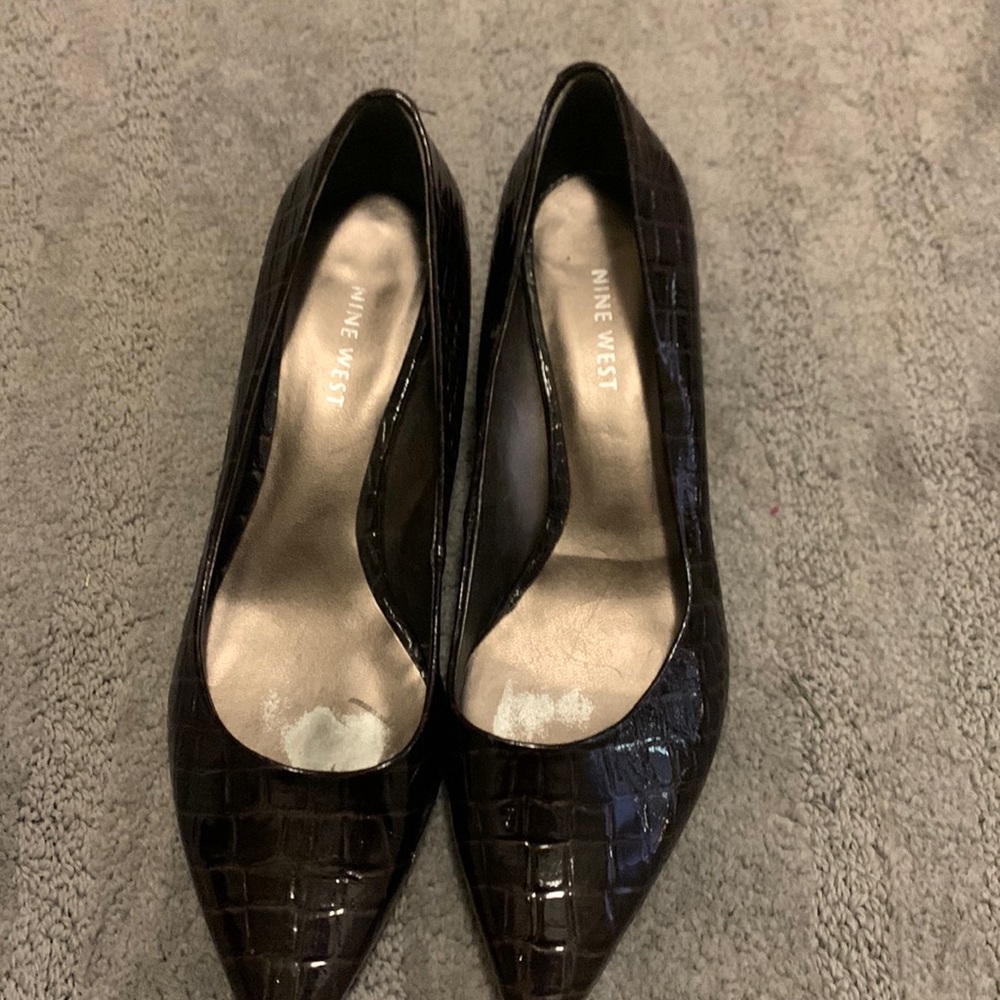 Nine West kitten heel pumps